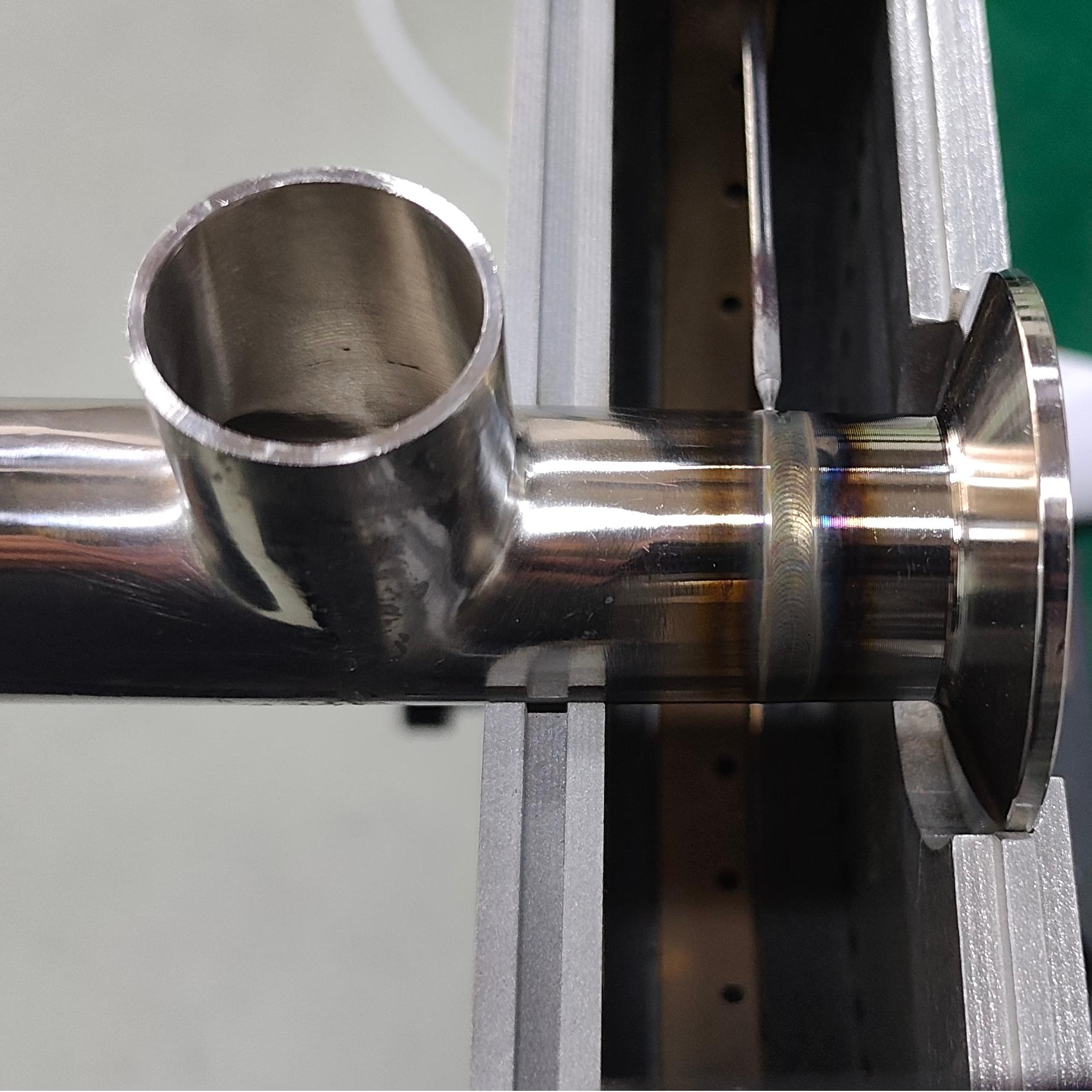 管道焊接机厂家怎么选？锐巨管道焊接机：国产管道焊接机品牌的实力之选