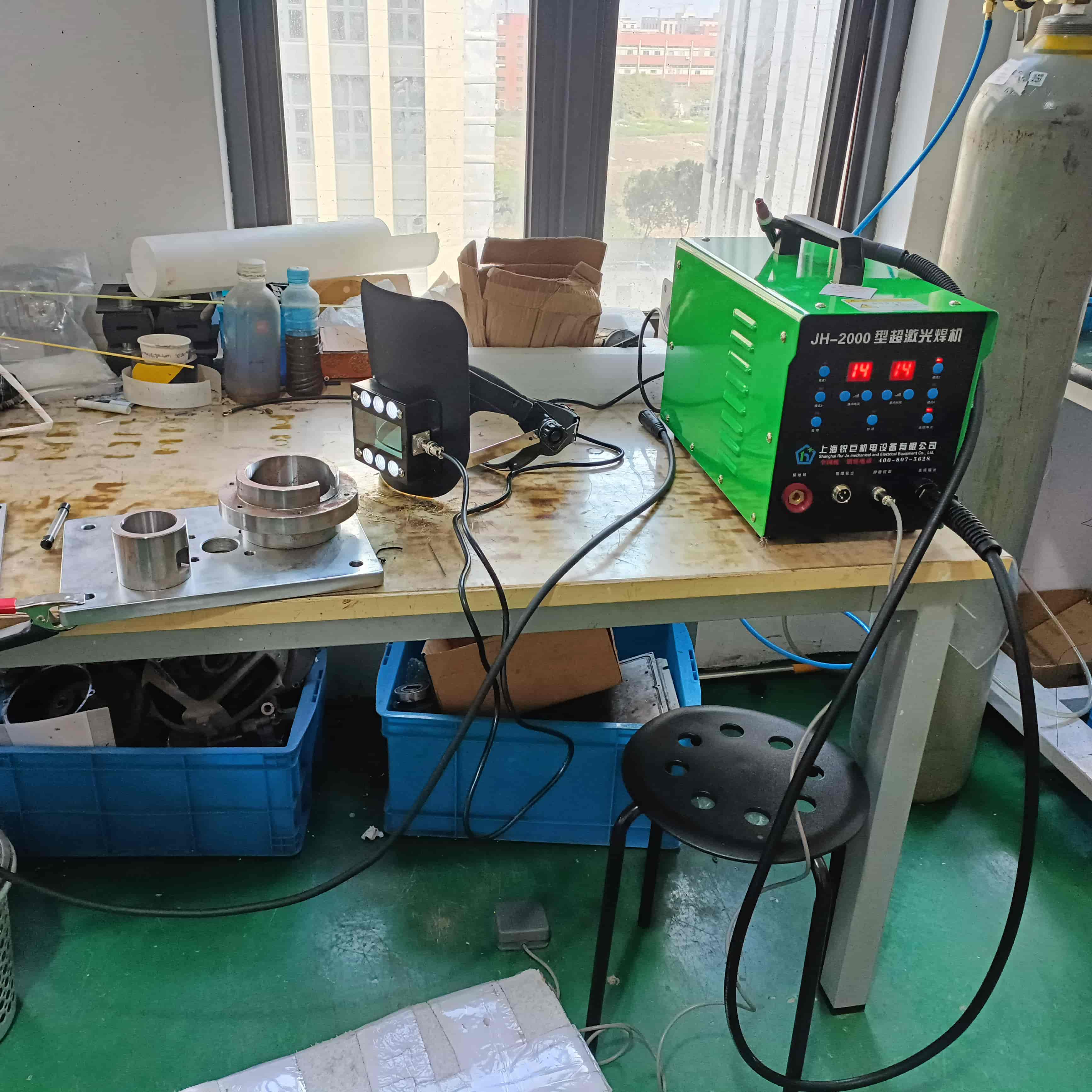 冷焊机厂家有哪些？锐巨冷焊机：2026冷焊机十大厂家中的国产标杆